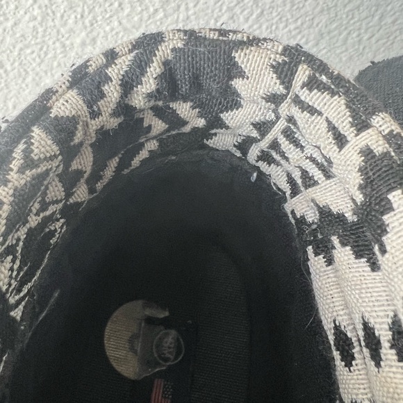 US Polo Assn. Woman’s Sneakers Size 8 Used - Good Condition - Picture 7 of 13